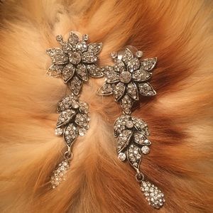 🎀GORGEOUS BLING EARRINGS🎀